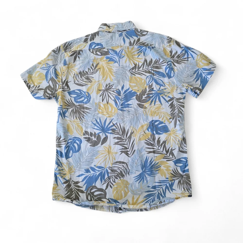 Express Tropical Leaf Print Button Front Shirt – Men’s Medium Resort Style - Picture 2 of 4